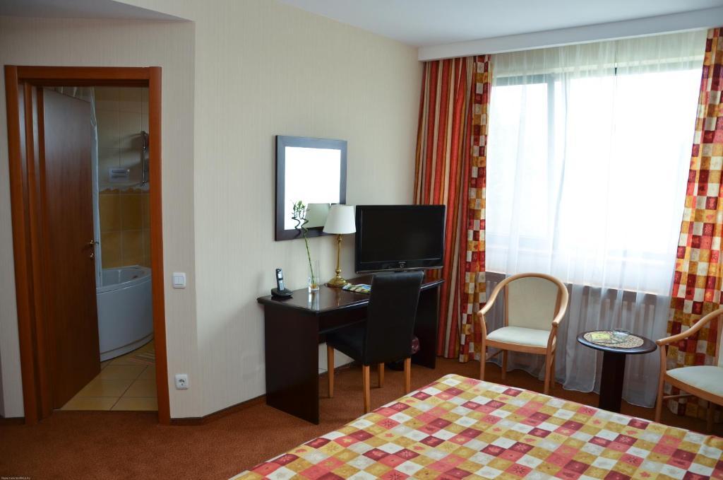 Hotel Dan Boekarest Kamer foto